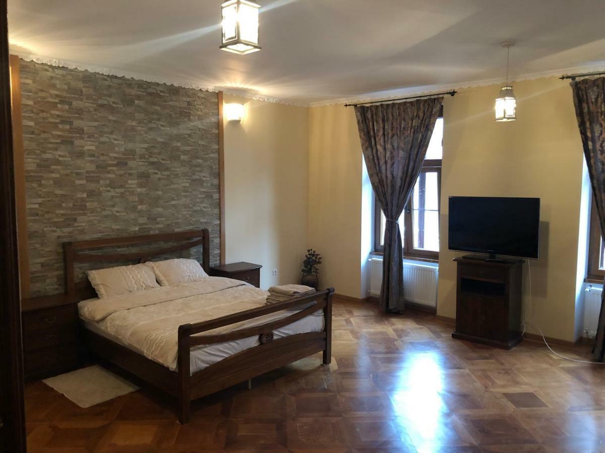 Old Historical Centre Apartment Brasov Exterior photo